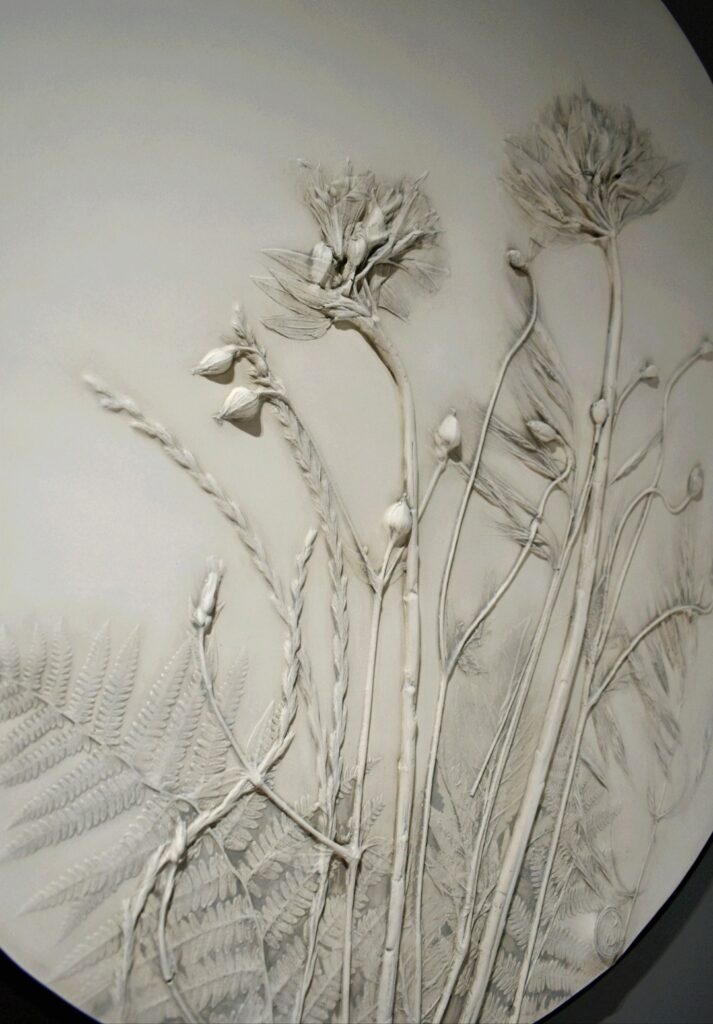 Bas-relief, D80cm, Plâtre,engobe
